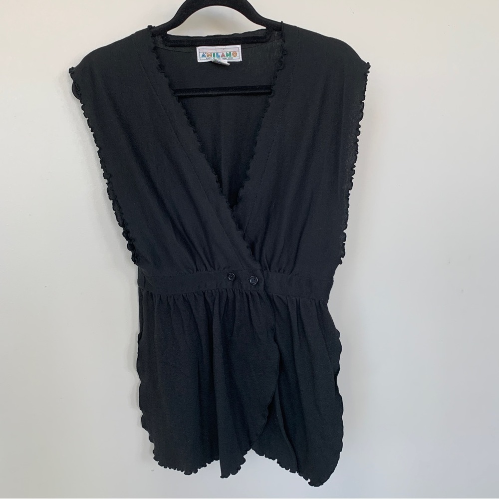 A’Milano Vintage Black‎ Scalloped Edge Vest size M